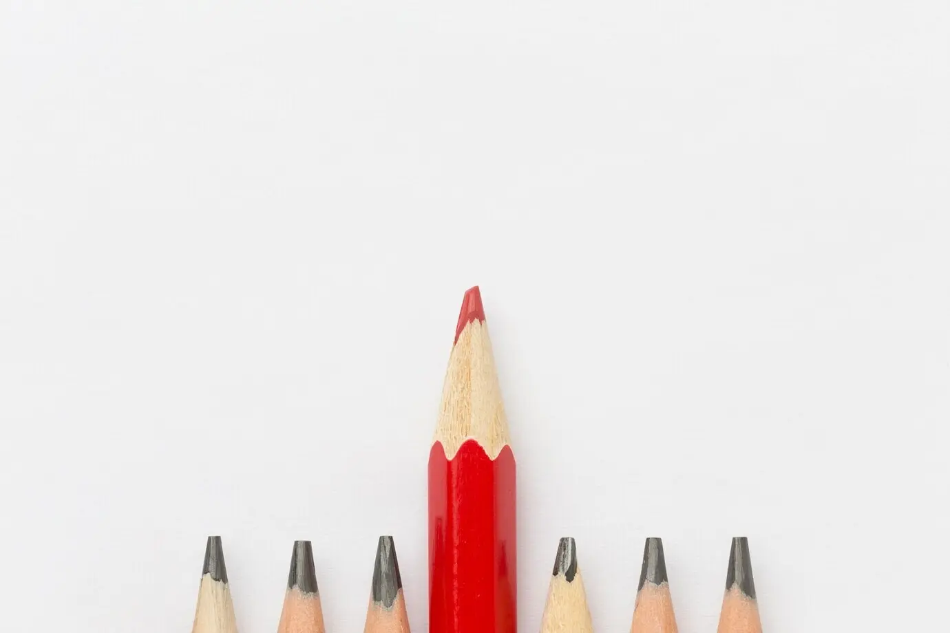 Flatlay einer Bleistiftsammlung